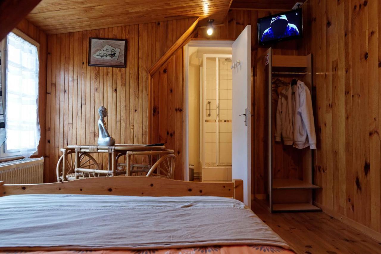 Chambres D'Hotes A Autun Habitación foto