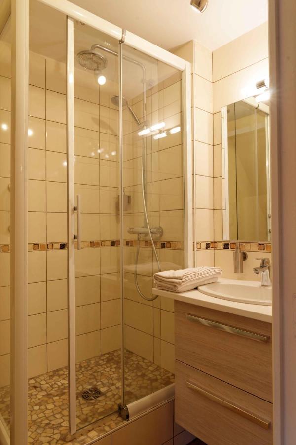 Chambres D'Hotes A Autun Habitación foto